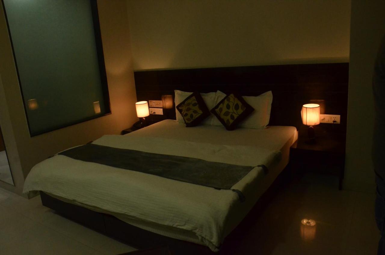 Hotel Sopan Heights Delhi  Exterior foto