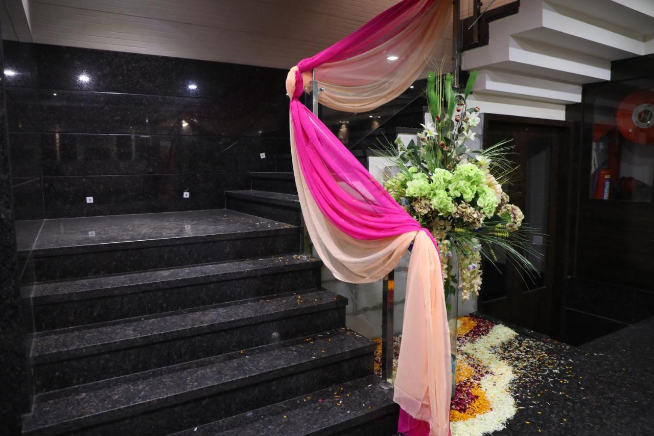 Hotel Sopan Heights Delhi  Exterior foto